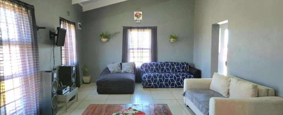 2 Bedroom Property for Sale in Franskraal Western Cape